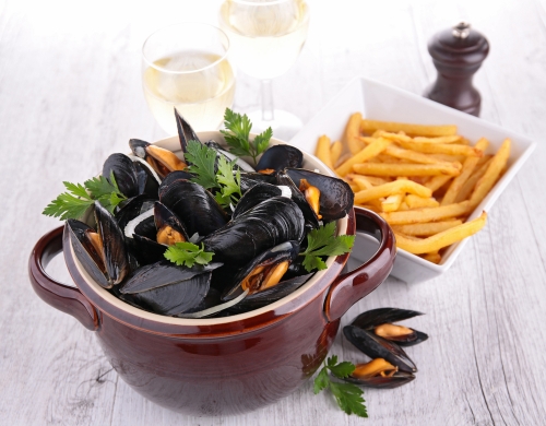 .moules-marinieres-frites.jpeg